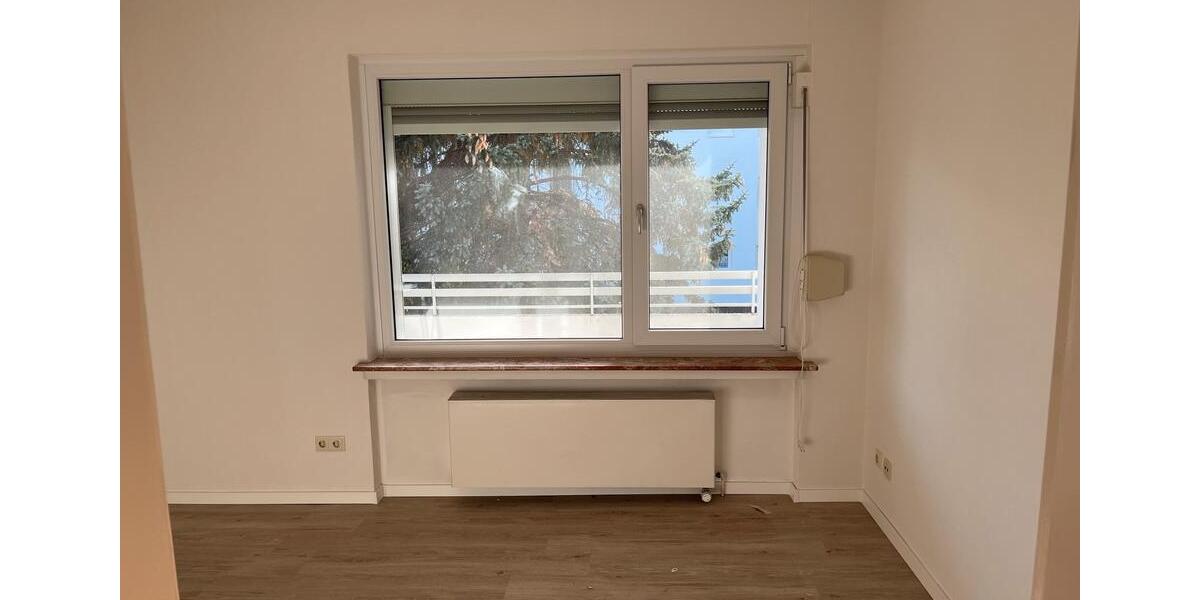 Etagenwohnung Peine - 3.5 Zimmer, 94 m&sup2;, 1.100&euro; | Angebot:26044097