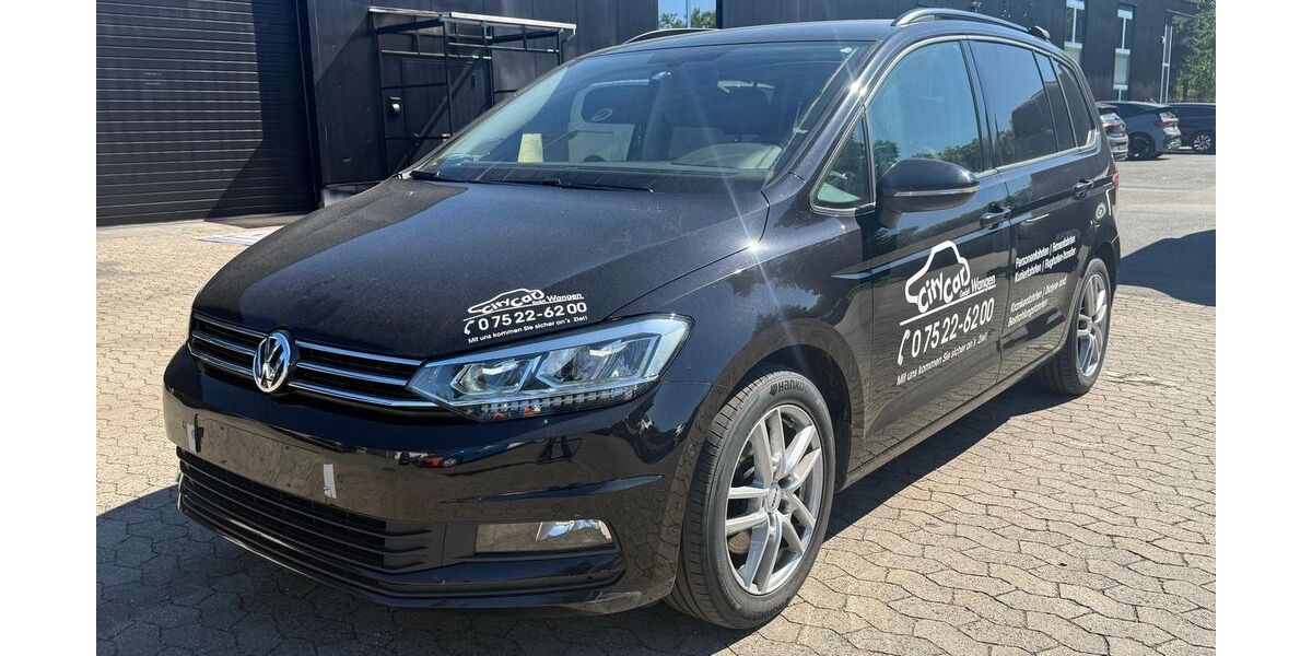 VW Touran 272.535 km 11.990 &euro; Braunschweig 38122
