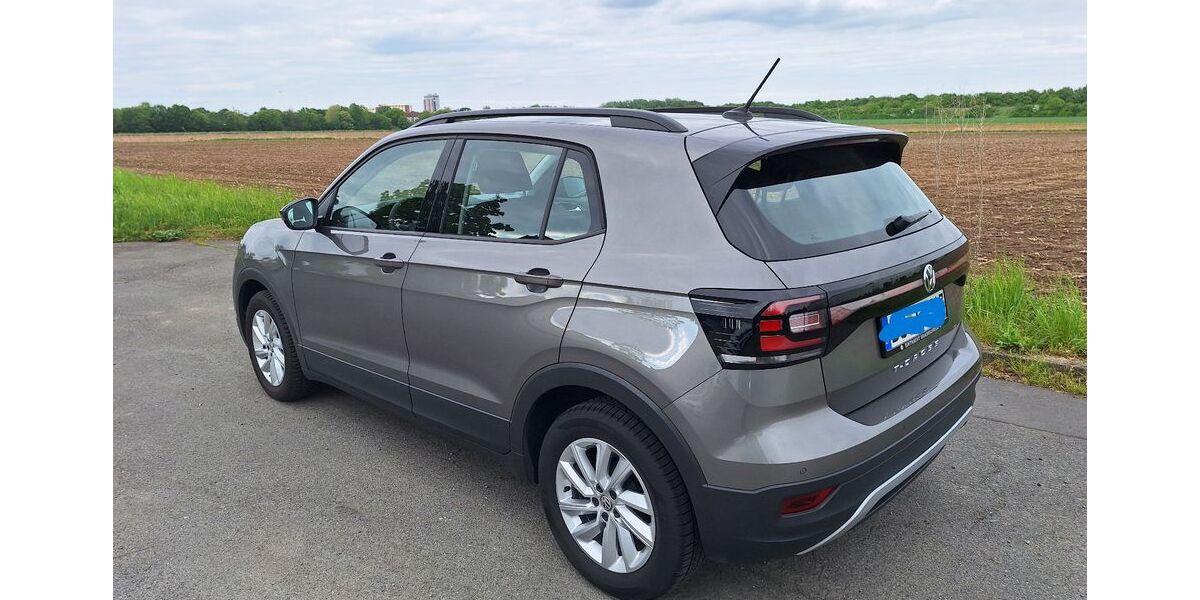 VW T-Cross 22.000 km 16.500 &euro; Braunschweig 38124
