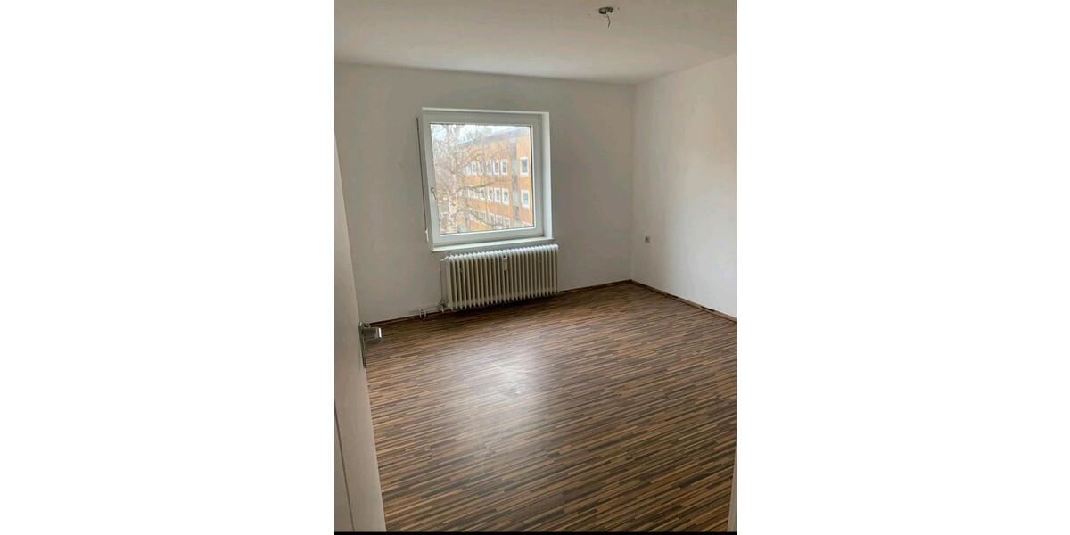 Etagenwohnung Salzgitter - 3 Zimmer, 63 m&sup2;, 750&euro; | Angebot:25409442
