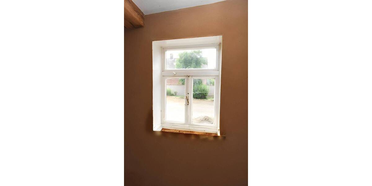 Mehrfamilienhaus, Wohnhaus Uehrde Warle - 8 Zimmer, 238 m&sup2;, 269.000&euro; | Angebot:25679258