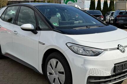VW ID.3 181.325 km 12.990 &euro; Braunschweig 38122