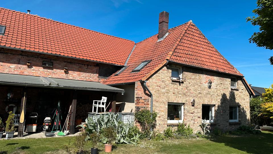 Bauernhaus, Landhaus Rötgesbüttel - 5 Zimmer, 200 m&sup2;, 375.000&euro; | Angebot:23411822