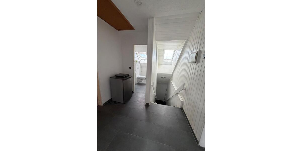 Dachgeschoßwohnung Braunschweig Broitzem - 2 Zimmer, 58 m&sup2;, 450&euro; | Angebot:25996353