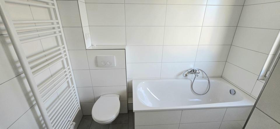 Dachgeschoßwohnung Schöningen - 4 Zimmer, 90 m&sup2;, 565&euro; | Angebot:25794279
