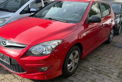 Hyundai i30 195.000 km 2.350 &euro; Wolfenbüttel (Halchter) 38304