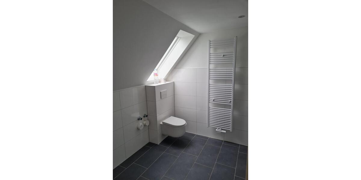 Dachgeschoßwohnung Ilsede - 3 Zimmer, 85 m&sup2;, 850&euro; | Angebot:24507707