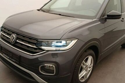 VW T-Cross 106.977 km 17.940 &euro; Braunschweig 38112
