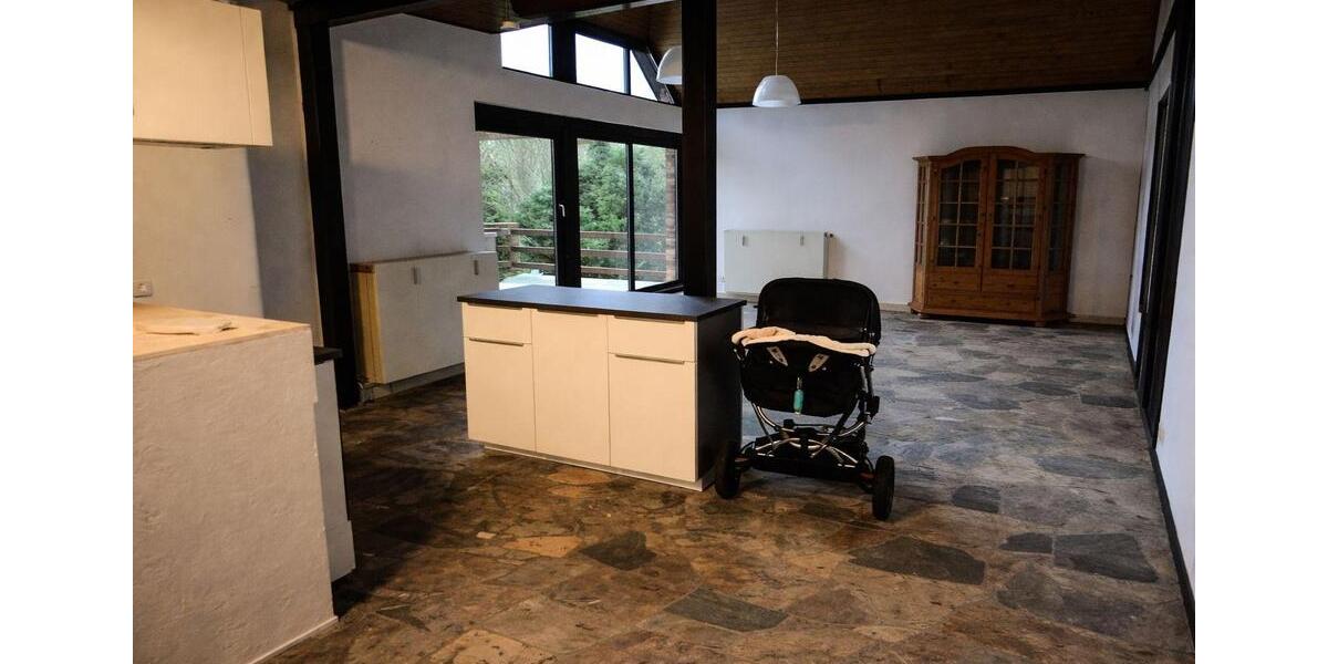 Etagenwohnung Lehre - 4 Zimmer, 115 m&sup2;, 865&euro; | Angebot:26038981