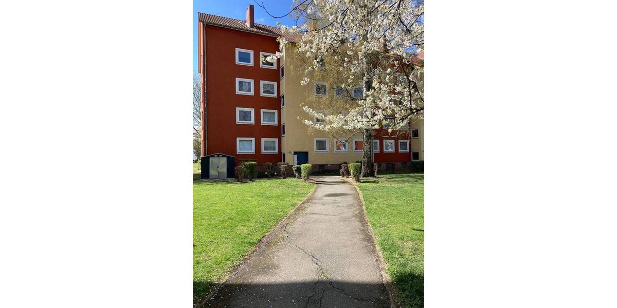 Etagenwohnung Salzgitter Lebenstedt - 3 Zimmer, 58 m&sup2;, 351&euro; | Angebot:26202189