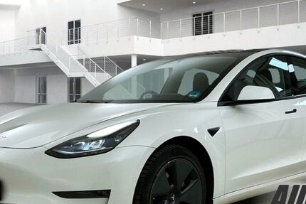 Tesla Model 3 79.500 km 28.390 &euro; Schöningen 38364
