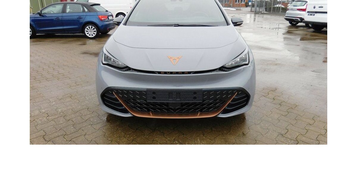 Cupra Born Elektrik 1-Gang Automatik Navi Klima Alu 27.300 km 23.990 &euro; Vordorf 38533
