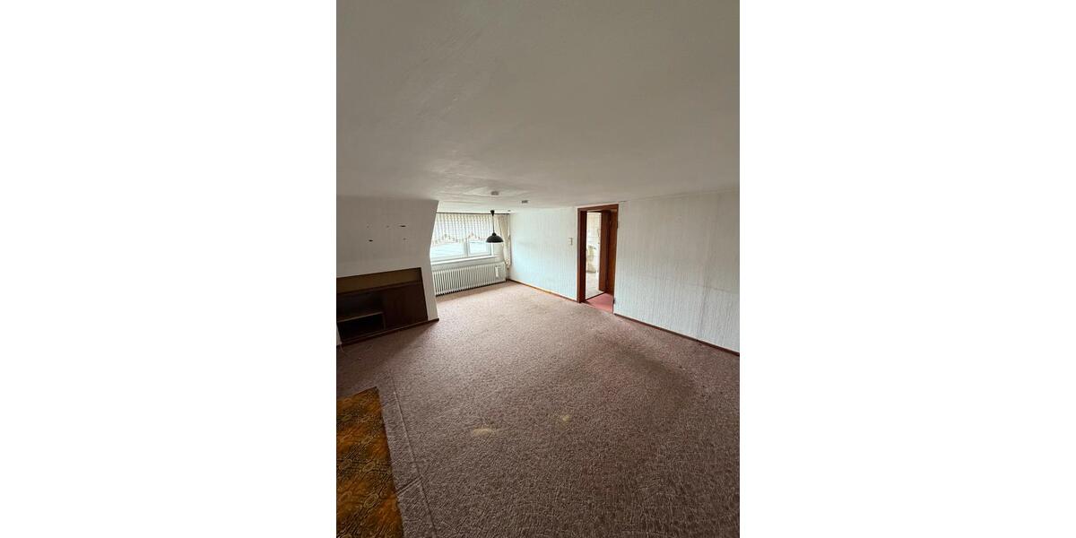 Etagenwohnung Langelsheim - 5.5 Zimmer, 135 m&sup2;, 1.000&euro; | Angebot:25225899