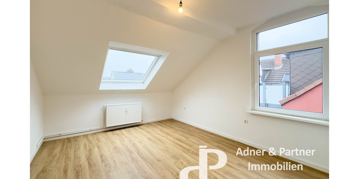 **WG-GEEIGNETE DACHGESCHOSS-WOHNUNG IN HBK-NÄHE BRAUNSCHWEIGS** - Dachgeschoßwohnung Braunschweig Westliches Ringgebiet | Angebot:25792435