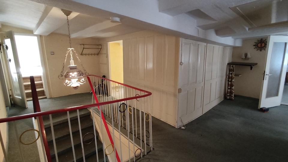 Reihenhaus Schladen-Werla Werla - 7 Zimmer, 130 m&sup2;, 88.000&euro; | Angebot:24237665