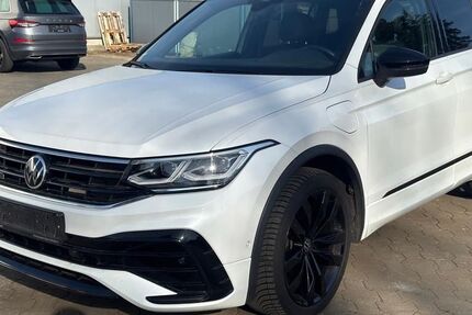 VW Tiguan 115.489 km 26.990 &euro; Braunschweig 38122