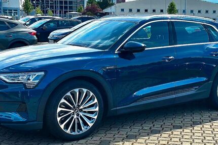 Audi e-tron 54.810 km 28.000 &euro; Meine 38527