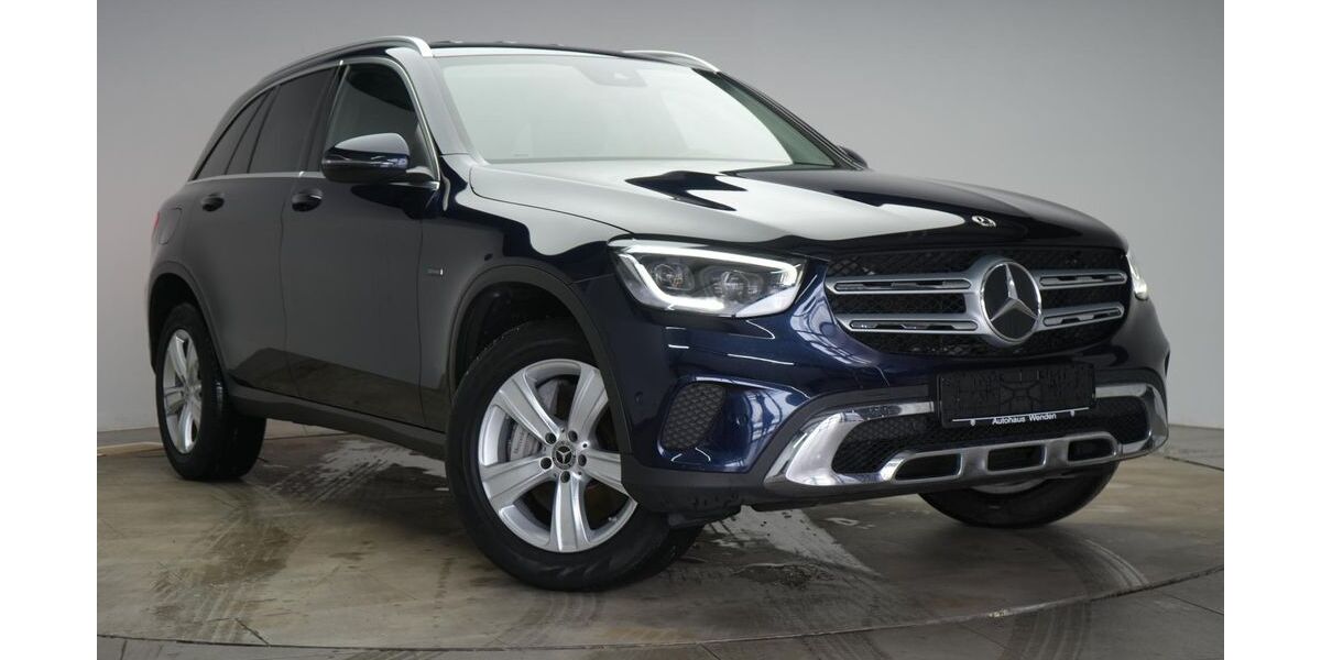 Mercedes-Benz GLC 300 121.000 km 27.490 &euro; Braunschweig 38110