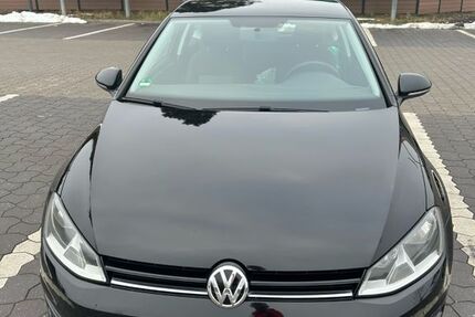 VW Golf 215.000 km 5.999 &euro; Lengede 38302