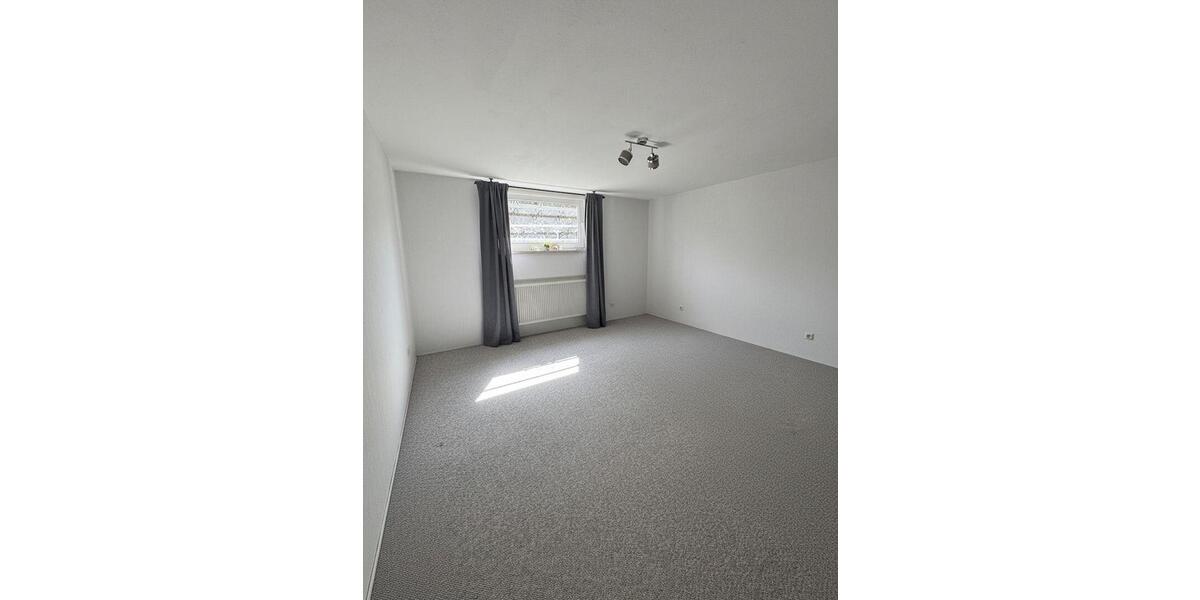 Einfamilienhaus Schwülper - 4 Zimmer, 107 m&sup2;, 1.600&euro; | Angebot:26563424