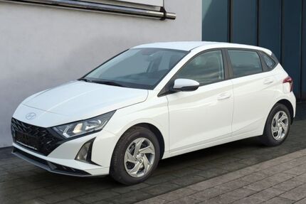Hyundai i20 9.198 km 17.450 &euro; Salzgitter 38229