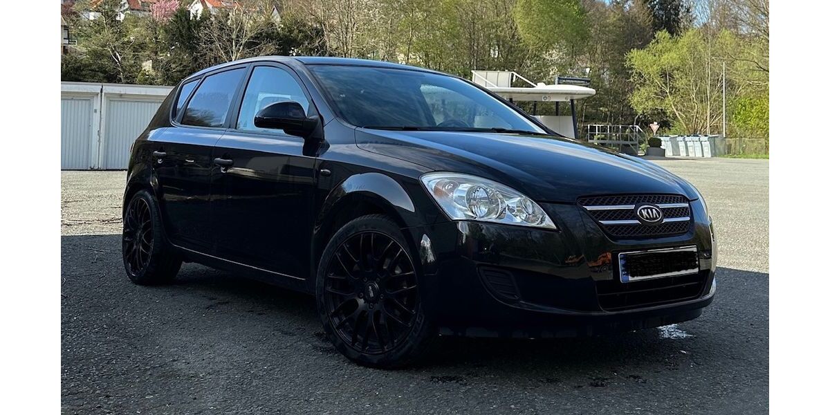 Kia ceed / Ceed 127.000 km 3.700 &euro; Langelsheim 38685