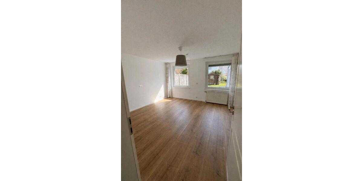 Erdgeschoßwohnung Braunschweig Südstadt- Rautheim- Mascherode - 3 Zimmer, 94 m&sup2;, 1.300&euro; | Angebot:26033970