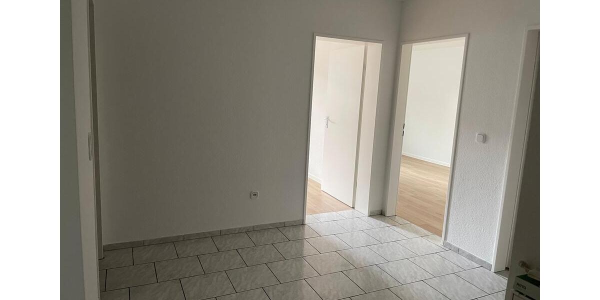 Erdgeschoßwohnung Salzgitter Ortschaft Südost - 3 Zimmer, 80 m&sup2;, 520&euro; | Angebot:25106377