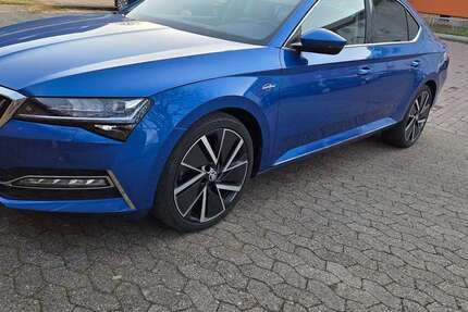 Skoda Superb 61.500 km 25.600 &euro; Braunschweig, Stadt 38124