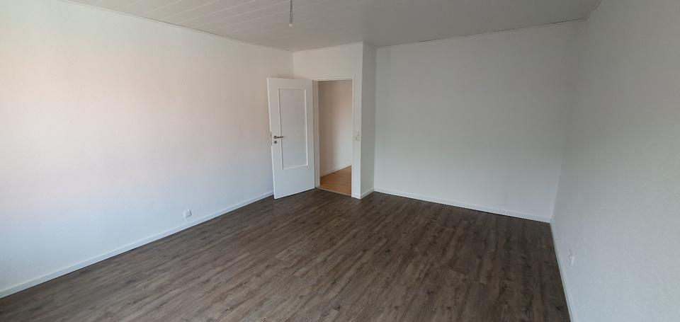 Etagenwohnung Salzgitter Ortschaft Ost - 4.5 Zimmer, 120 m&sup2;, 960&euro; | Angebot:25294308