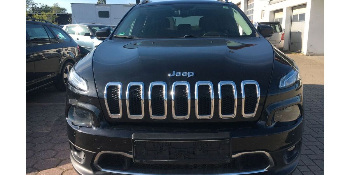 Jeep Cherokee 148.000 km 13.999 &euro; Sickte 38173