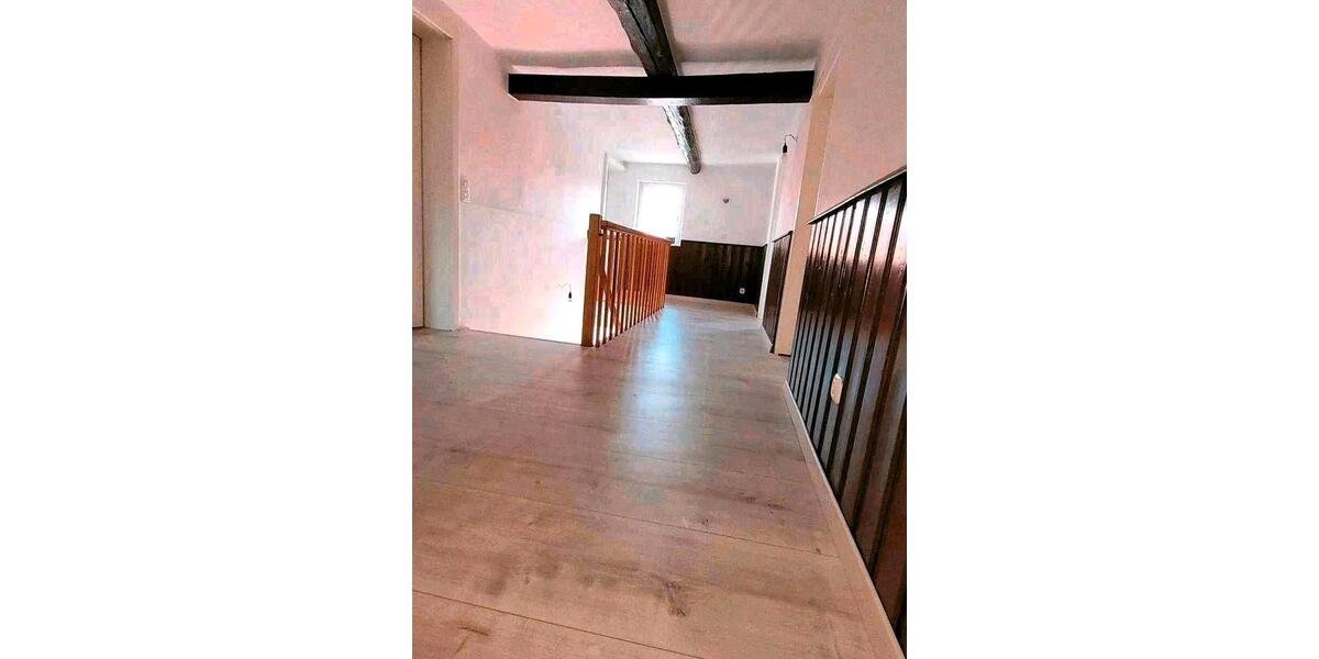 Etagenwohnung Lehre - 3 Zimmer, 111 m&sup2;, 695&euro; | Angebot:26051421