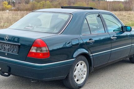 Mercedes-Benz C 180 192.800 km 3.999 &euro; Langelsheim 38685