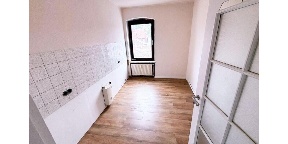 Etagenwohnung Jerxheim - 4 Zimmer, 102 m&sup2;, 425&euro; | Angebot:24486926