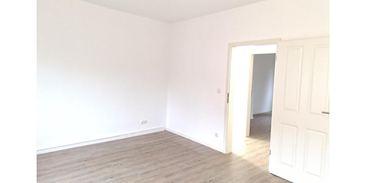 Etagenwohnung Braunschweig - 2 Zimmer, 61 m&sup2;, 390&euro; | Angebot:25320556