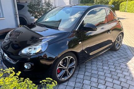 Opel Adam 81.200 km 9.500 &euro; Salzgitter 38226