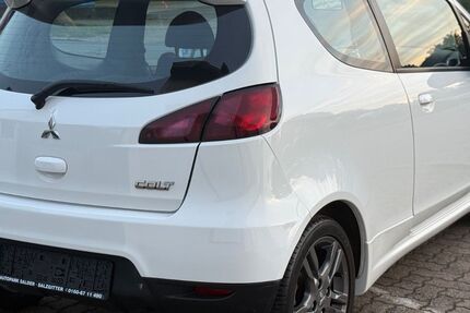 Mitsubishi Colt 121.000 km 4.900 &euro; Salzgitter 38229