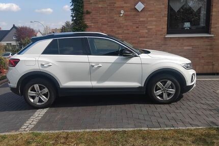VW T-Roc 15.500 km 27.990 &euro; Königslutter 38154