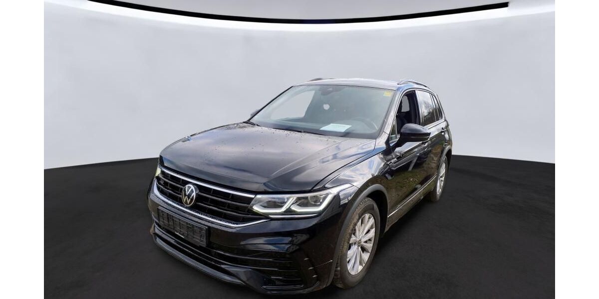 VW Tiguan 128.403 km 27.990 &euro; Braunschweig 38122