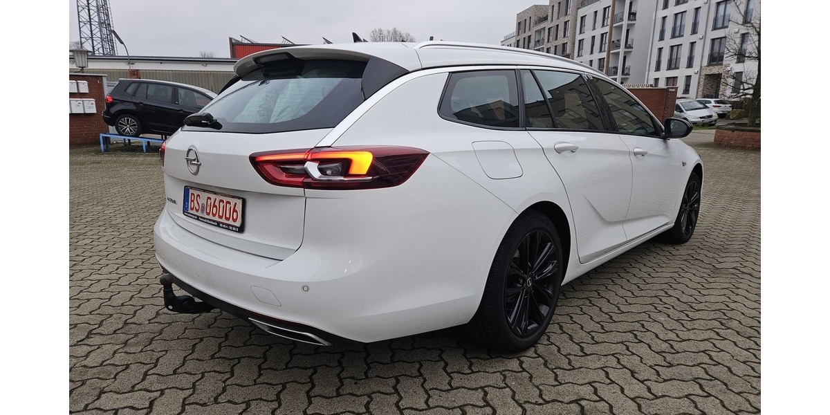 Opel Insignia SportsTourer Elegance,Automatik,LED,VOL 150.000 km 15.498 &euro; Braunschweig 38106