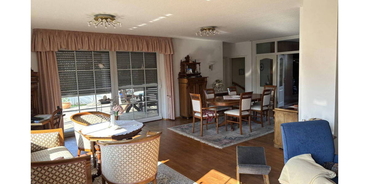 Einfamilienhaus Frellstedt - 7 Zimmer, 210 m&sup2;, 415.000&euro; | Angebot:26015820