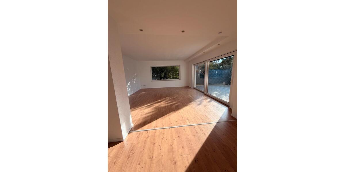 Erdgeschoßwohnung Peine Südstadt - 5 Zimmer, 155 m&sup2;, 1.755&euro; | Angebot:25309992