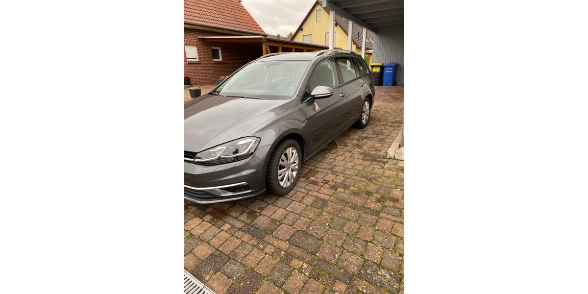 VW Golf 82.500 km 14.300 &euro; Braunschweig 38124