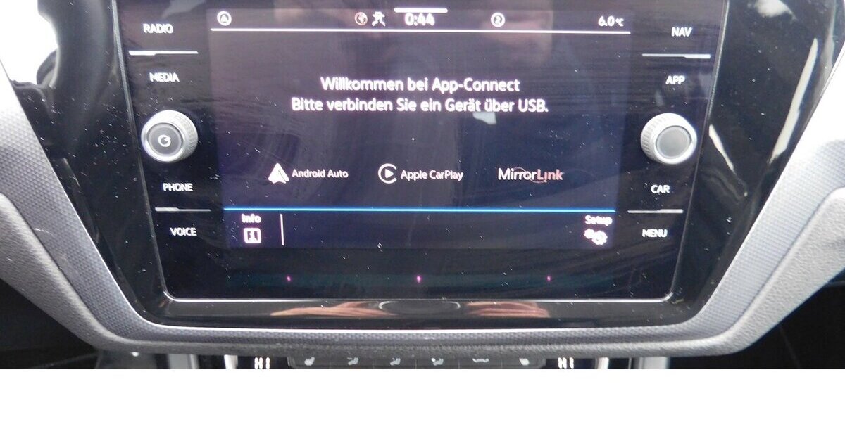 VW Touran 1.5 Comfortline Active BMT TSI DSG Navi 21.400 km 24.990 &euro; Vordorf 38533