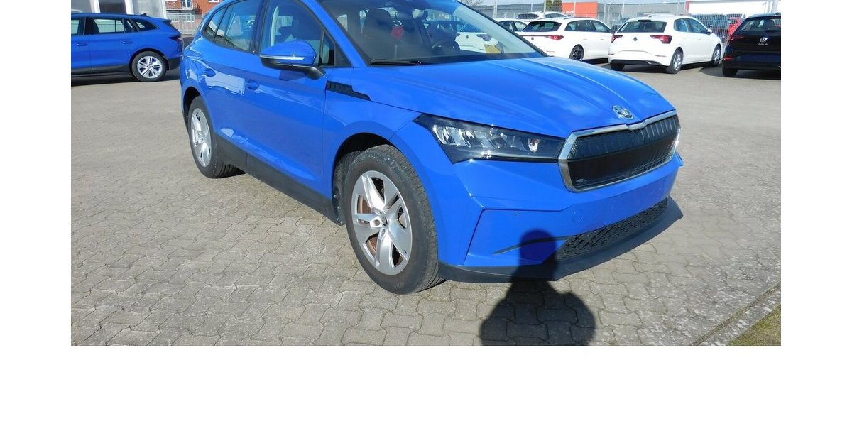 Skoda Enyaq iV 50 1-Gang Elektrik Automatic Klima Navi 10.800 km 21.990 &euro; Vordorf 38533
