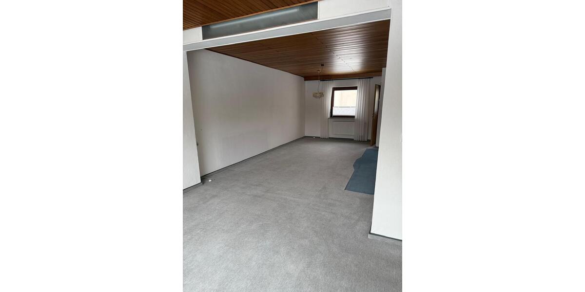 Reihenhaus Salzgitter - 3 Zimmer, 111 m&sup2;, 200.000&euro; | Angebot:26016588