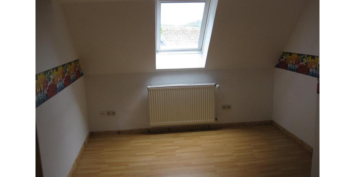 Dachgeschoßwohnung Goslar Immenrode - 4 Zimmer, 135 m&sup2;, 870&euro; | Angebot:18683753