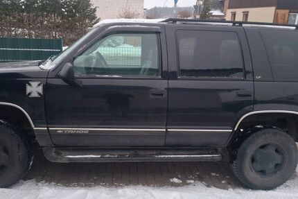 Chevrolet Tahoe 201.000 km 9.500 &euro; Meine 38527