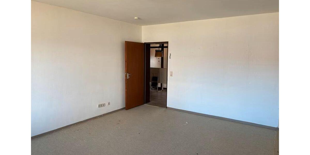 Etagenwohnung Braunschweig Nordstadt - 3 Zimmer, 74 m&sup2;, 165.000&euro; | Angebot:27019813