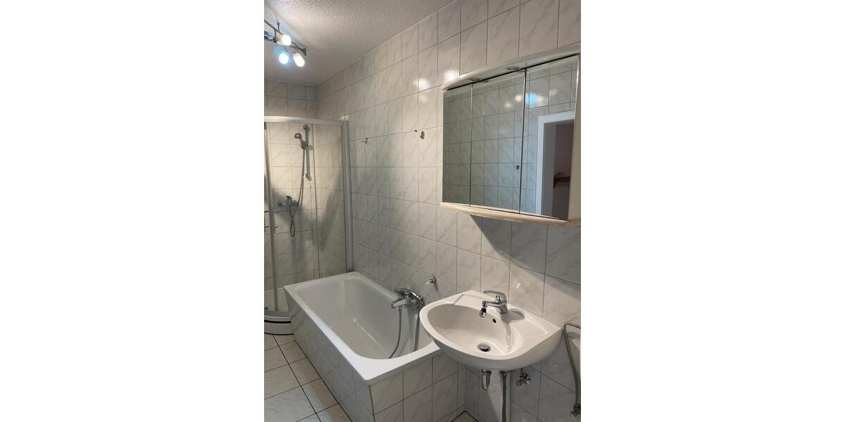 Mehrfamilienhaus, Wohnhaus Königslutter am Elm - 13 Zimmer, 270 m&sup2;, 288.000&euro; | Angebot:25935735